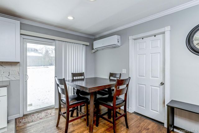 2700 Falcon Avenue, Medford, NY 11763