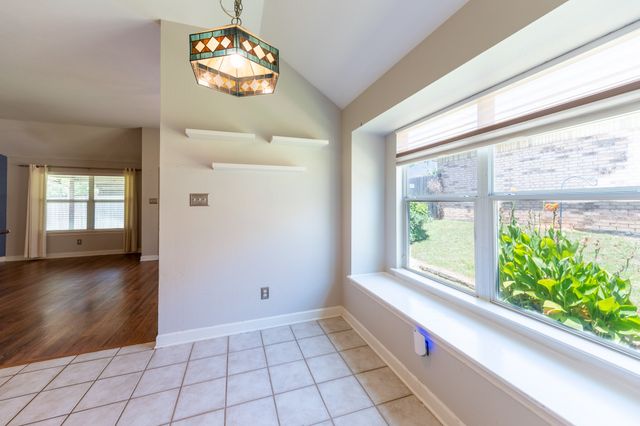 514 Renee Drive, Euless, TX 76040