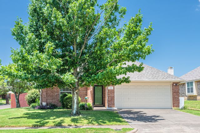 514 Renee Drive, Euless, TX 76040