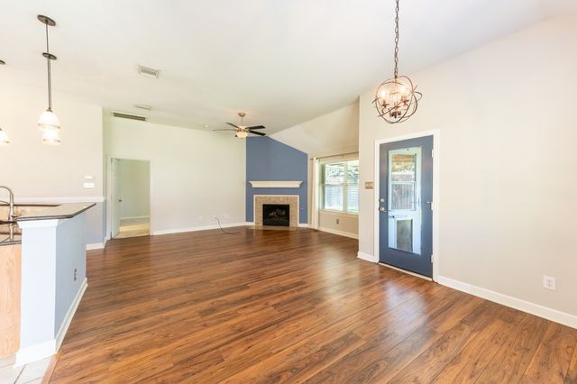 514 Renee Drive, Euless, TX 76040