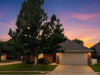 514 Renee Drive, Euless, TX 76040