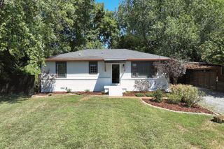 2926 Lakeland Dr, Nashville, TN 37214