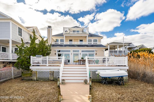 38 Ocean Avenue, Manasquan, NJ 08736