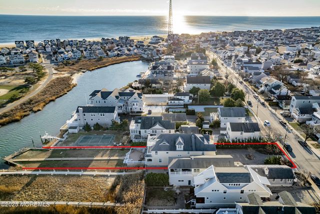 38 Ocean Avenue, Manasquan, NJ 08736