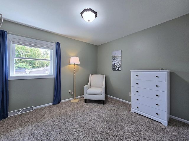 N111W16302 Catskill LANE, Germantown, WI 53022