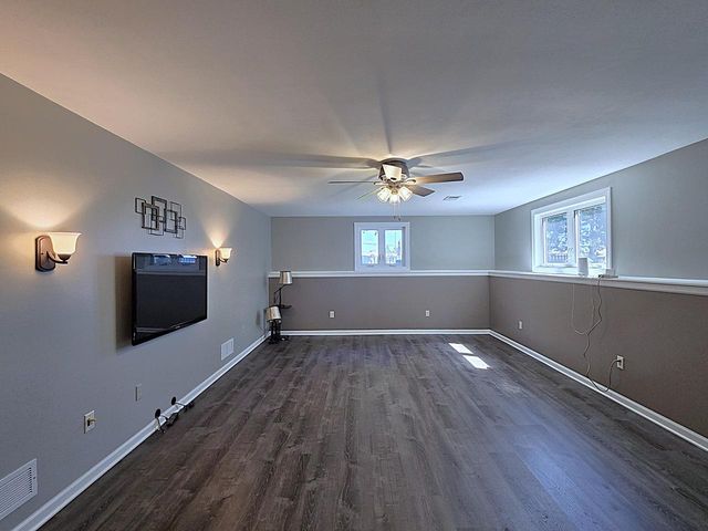 N111W16302 Catskill LANE, Germantown, WI 53022