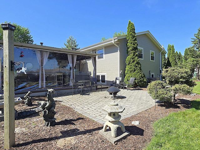 N111W16302 Catskill LANE, Germantown, WI 53022