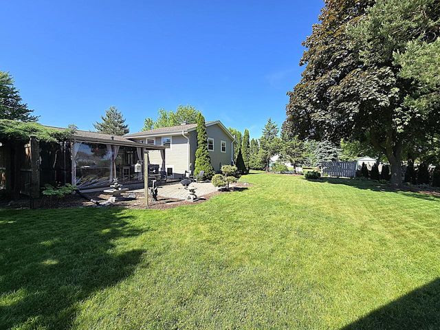 N111W16302 Catskill LANE, Germantown, WI 53022