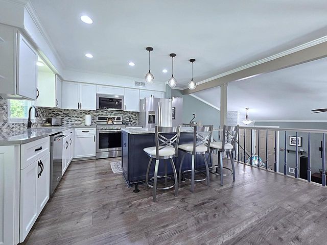 N111W16302 Catskill LANE, Germantown, WI 53022