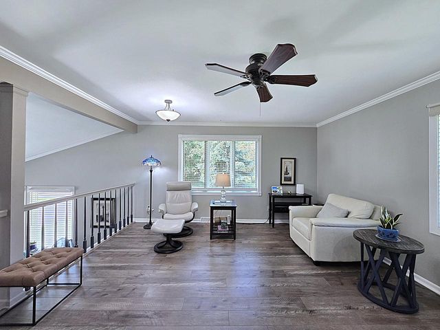 N111W16302 Catskill LANE, Germantown, WI 53022