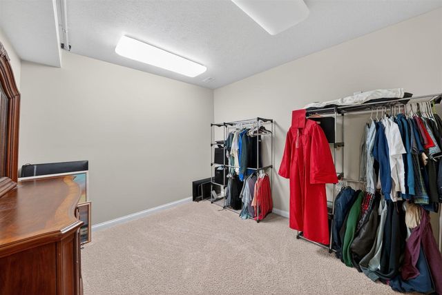 2603 Heritage Way, Stevensville, MI 49127