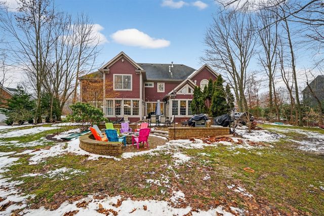 2603 Heritage Way, Stevensville, MI 49127