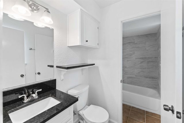 2739 Meandering Trail, Houston, TX 77339