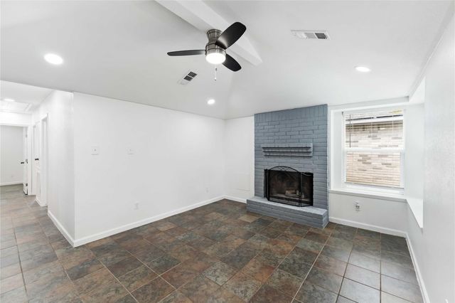 2739 Meandering Trail, Houston, TX 77339