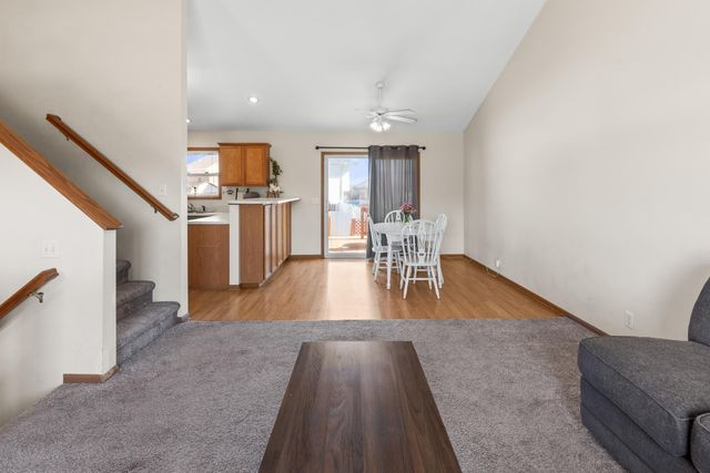 5743 MERLIN Lane, Council Bluffs, IA 51501