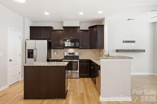 18431 The Commons Boulevard, Cornelius, NC 28031