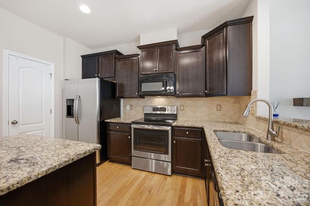 18431 The Commons Boulevard, Cornelius, NC 28031