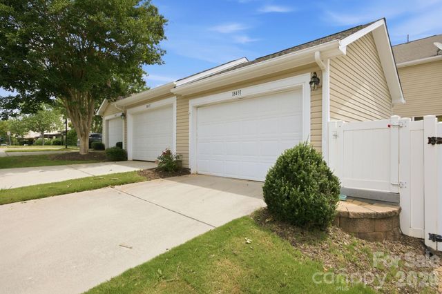 18431 The Commons Boulevard, Cornelius, NC 28031