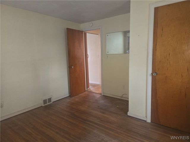 298 Lowell Road, Tonawanda, NY 14217