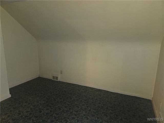 298 Lowell Road, Tonawanda, NY 14217