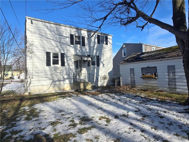 298 Lowell Road, Tonawanda, NY 14217