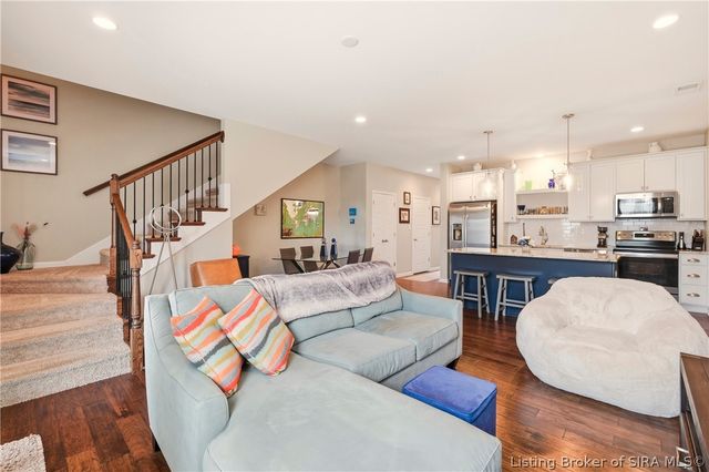 3018 Taylor Cove Drive, Louisville, KY 40220