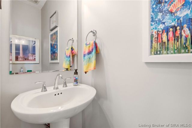 3018 Taylor Cove Drive, Louisville, KY 40220