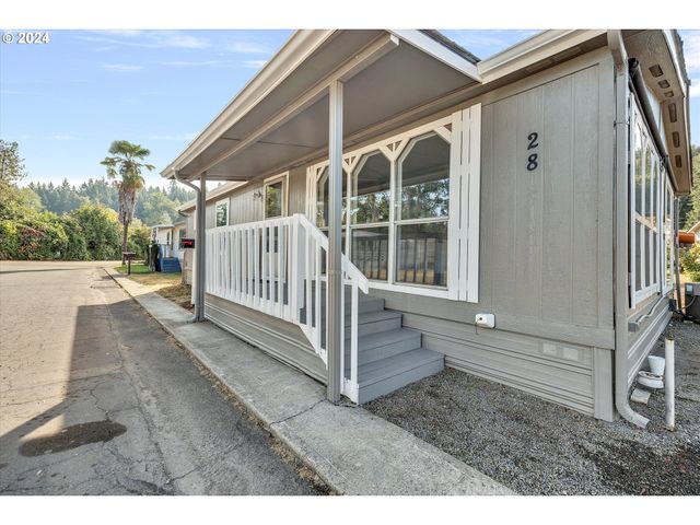 18830 HIGHWAY 99E 28, Oregon City, OR 97045