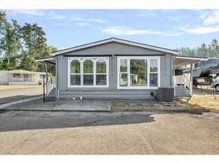 18830 HIGHWAY 99E 28, Oregon City, OR 97045