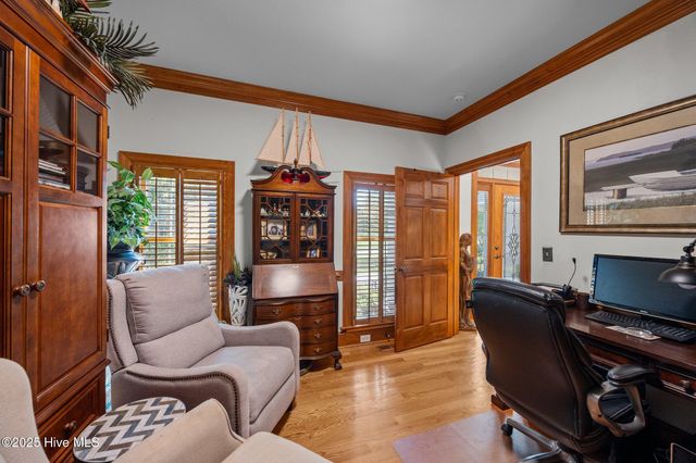 3008 Westview Drive, Greenville, NC 27834