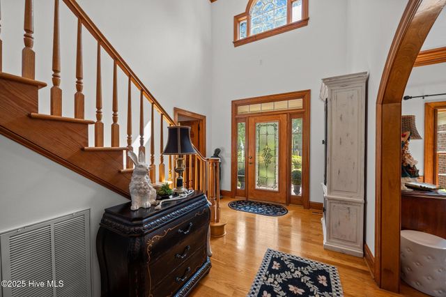 3008 Westview Drive, Greenville, NC 27834