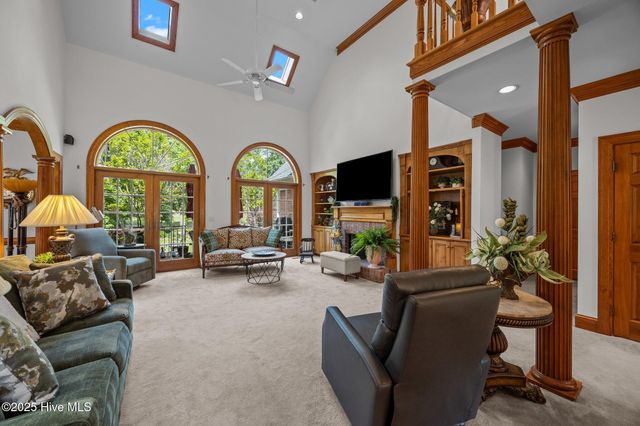 3008 Westview Drive, Greenville, NC 27834