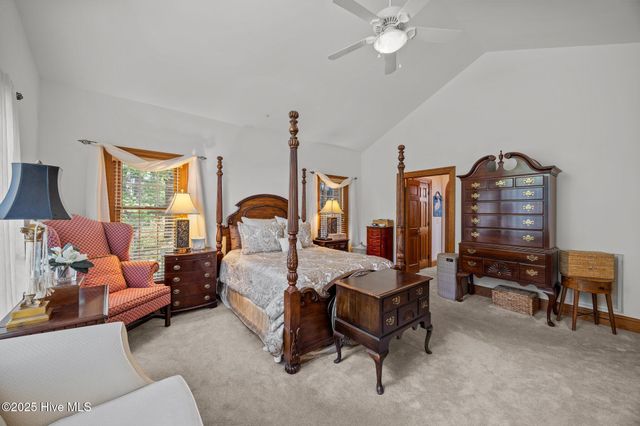 3008 Westview Drive, Greenville, NC 27834
