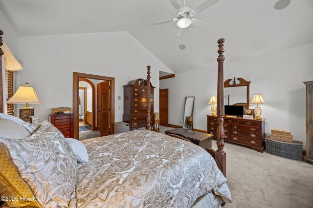 3008 Westview Drive, Greenville, NC 27834