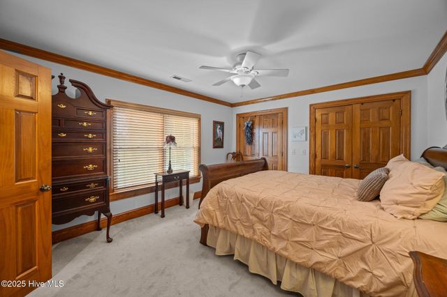 3008 Westview Drive, Greenville, NC 27834