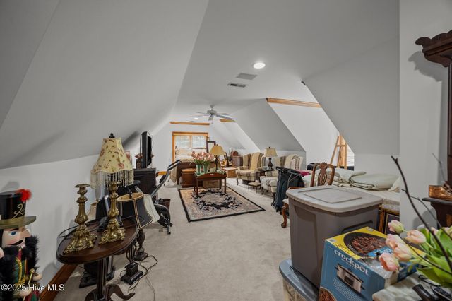 3008 Westview Drive, Greenville, NC 27834