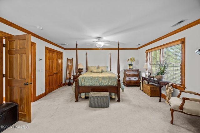 3008 Westview Drive, Greenville, NC 27834