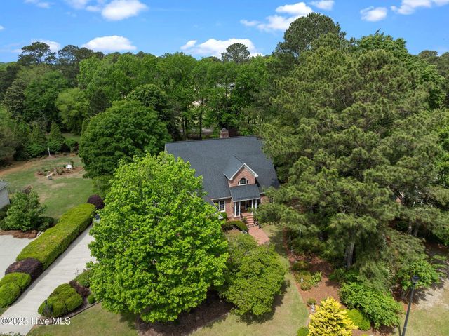 3008 Westview Drive, Greenville, NC 27834