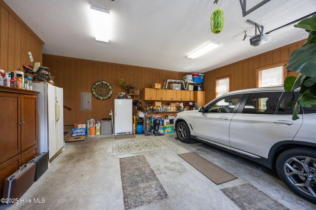 3008 Westview Drive, Greenville, NC 27834