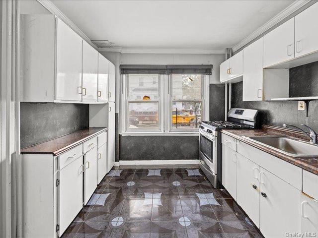 124-01 111, South Ozone Park, NY 11420
