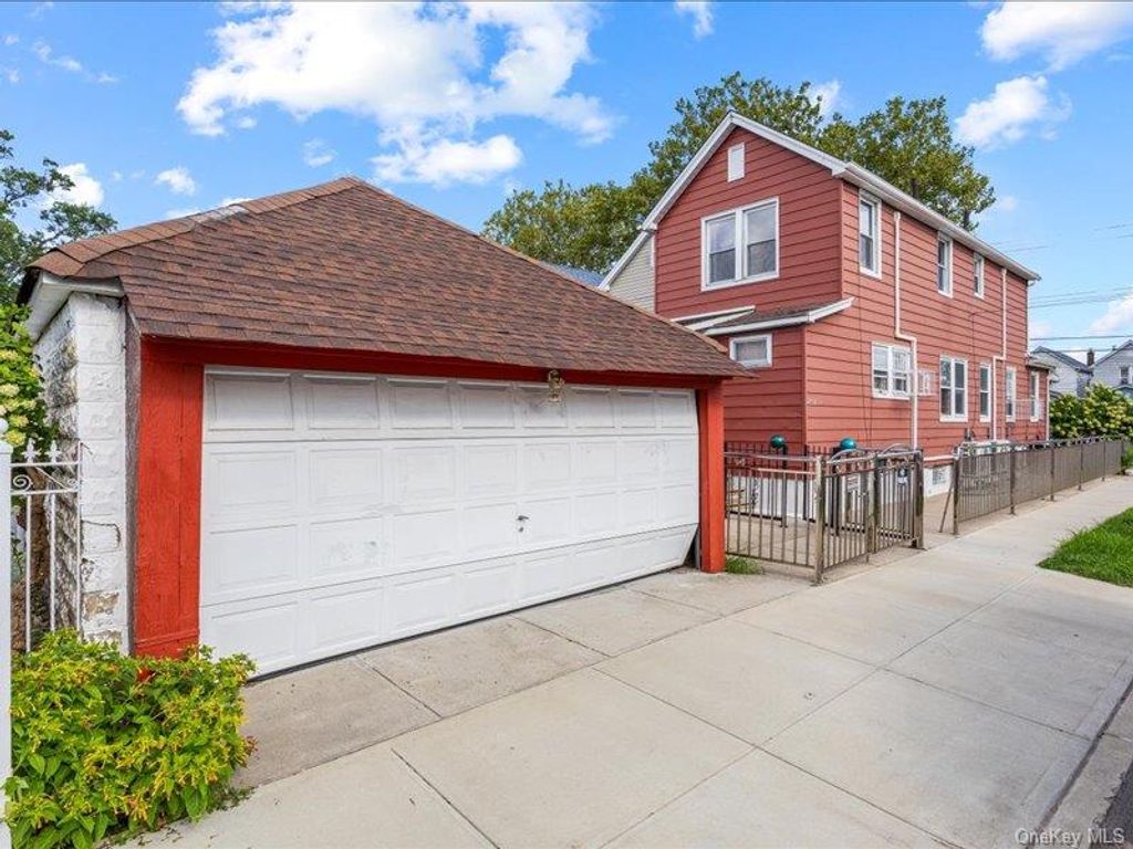 124-01 111, South Ozone Park, NY 11420 — photo 4