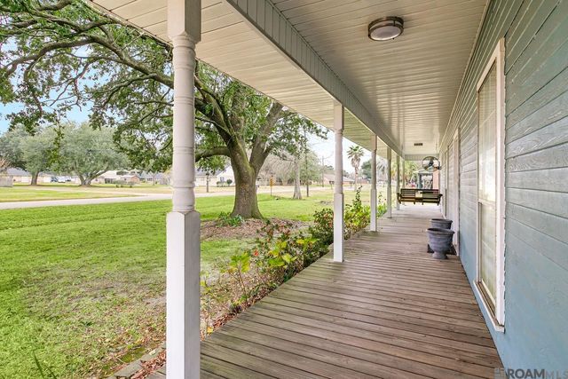 3312 Younger Dr, Addis, LA 70710