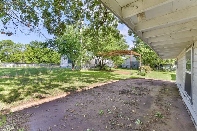 27 Richard Drive, Gordonville, TX 76245
