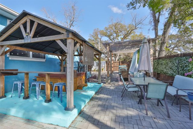 8607 N TALIAFERRO AVENUE, Tampa, FL 33604