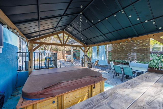 8607 N TALIAFERRO AVENUE, Tampa, FL 33604