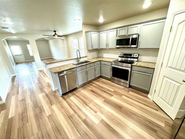 1812 Arbordale Way, Princeton, TX 75407