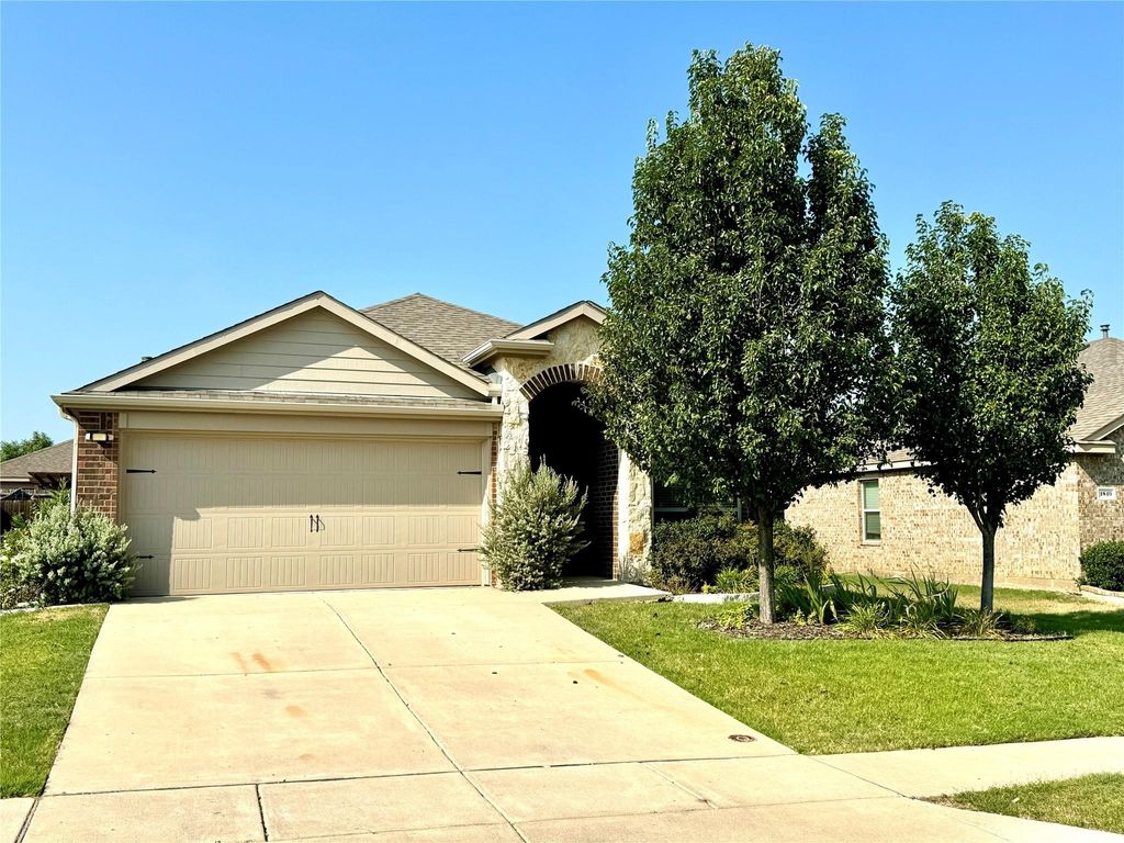 1812 Arbordale Way, Princeton, TX 75407