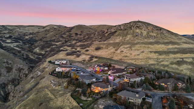 1107 N TWICKENHAM DR, Salt Lake City, UT 84103