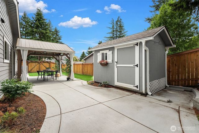 6203 144th Avenue NE, Redmond, WA 98052