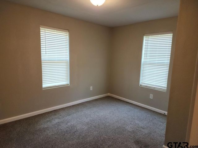 402 W. Carolina St, Palestine, TX 75803